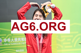 赛中击打对手头部，官方：欧足联驳回本菲卡投诉巴尔韦德暴力行为